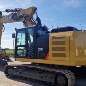 2017 CAT 320 FL