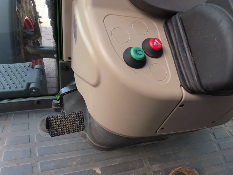 2020 Fendt 207 Vario 4WD – Bild 8