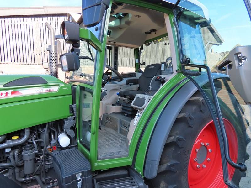 2020 Fendt 207 Vario 4WD – Bild 4